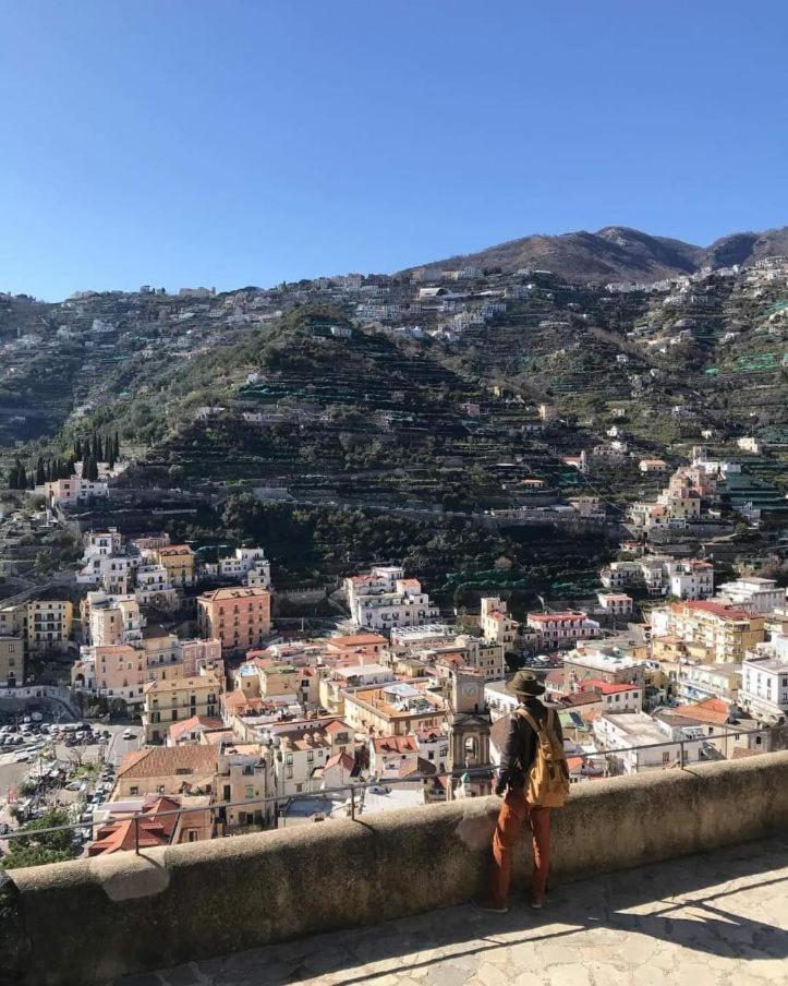 Casa Vacanze Freeholiday House Minori Bagian luar foto
