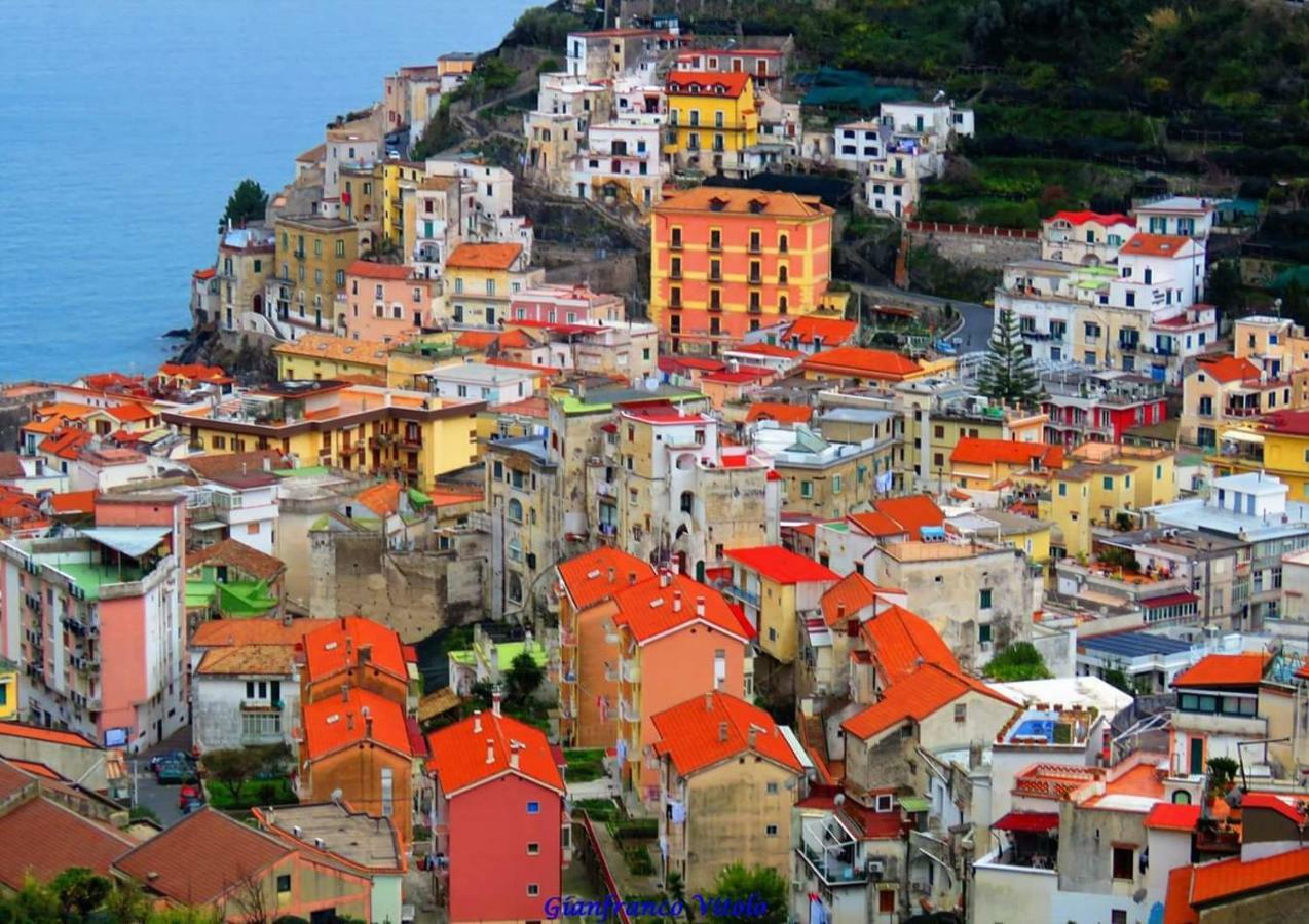 Casa Vacanze Freeholiday House Minori Bagian luar foto