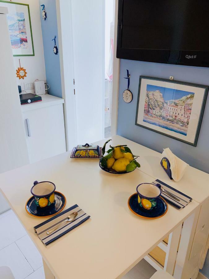 Casa Vacanze Freeholiday House Minori Bagian luar foto