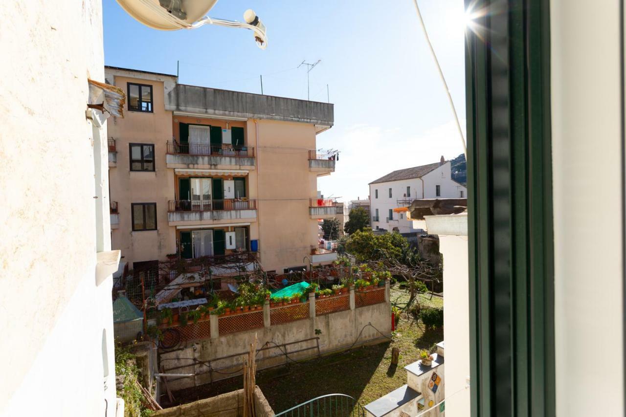 Casa Vacanze Freeholiday House Minori Bagian luar foto