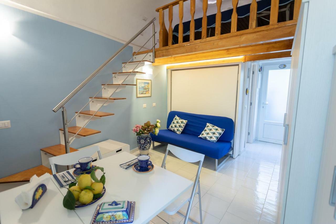 Casa Vacanze Freeholiday House Minori Bagian luar foto