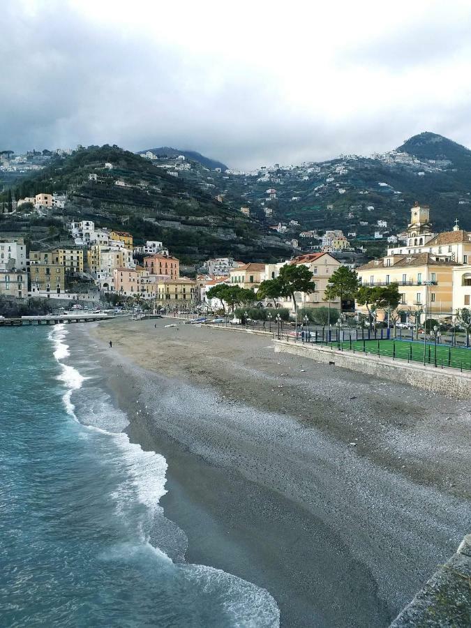 Casa Vacanze Freeholiday House Minori Bagian luar foto