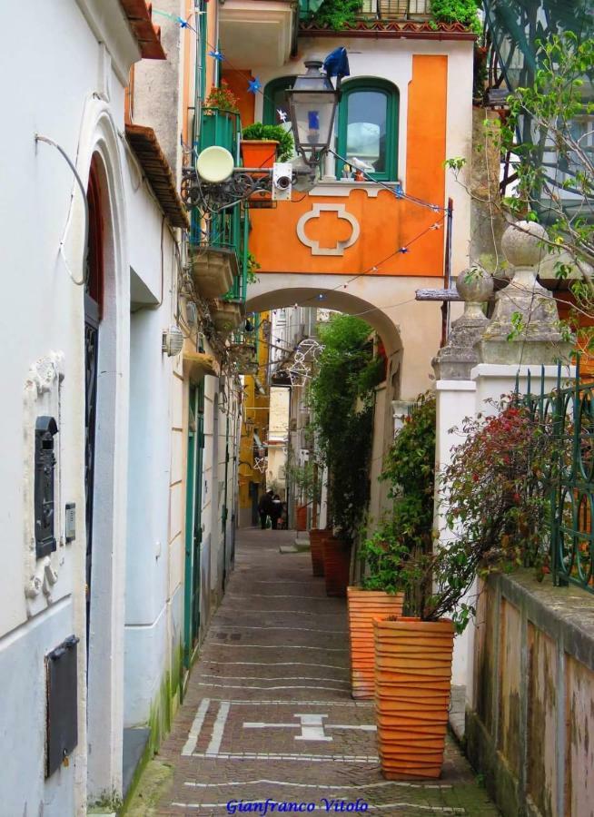 Casa Vacanze Freeholiday House Minori Bagian luar foto