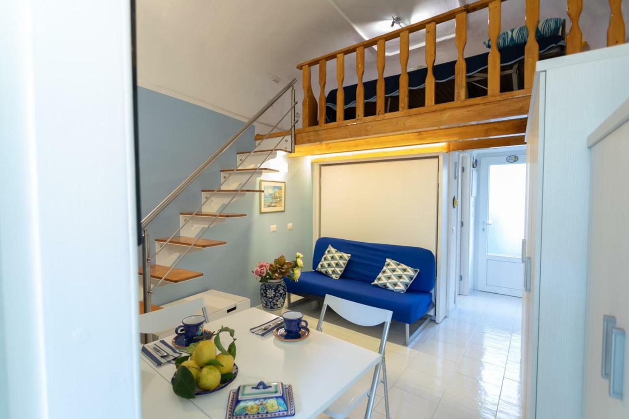 Casa Vacanze Freeholiday House Minori Bagian luar foto