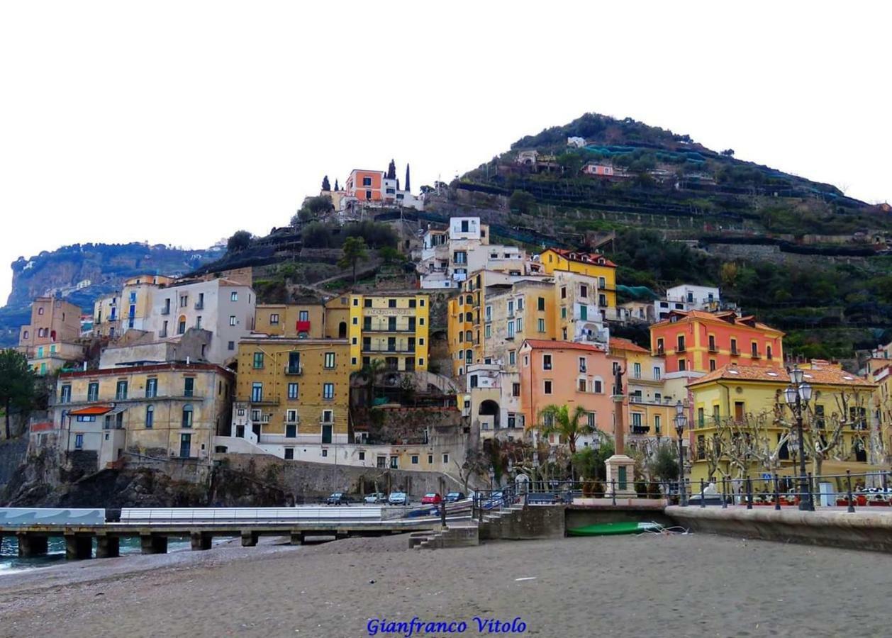 Casa Vacanze Freeholiday House Minori Bagian luar foto