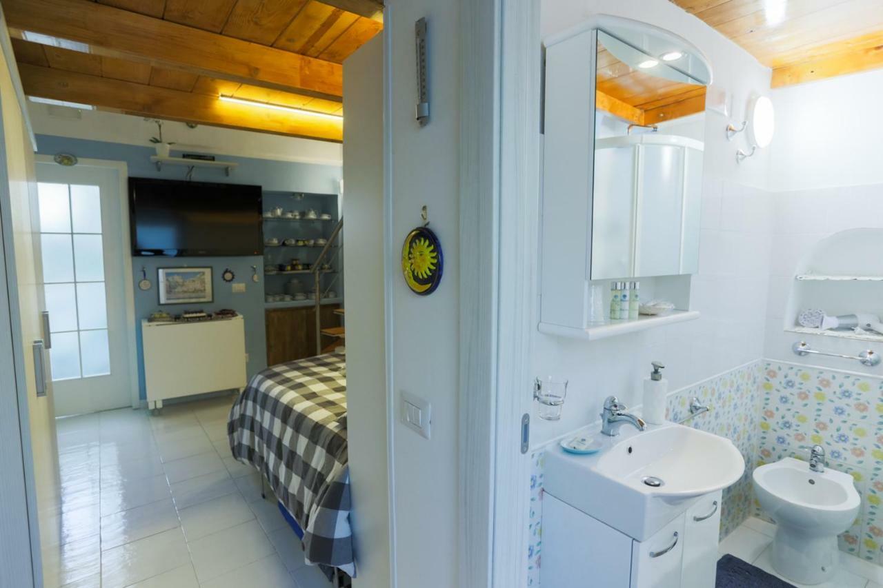 Casa Vacanze Freeholiday House Minori Bagian luar foto