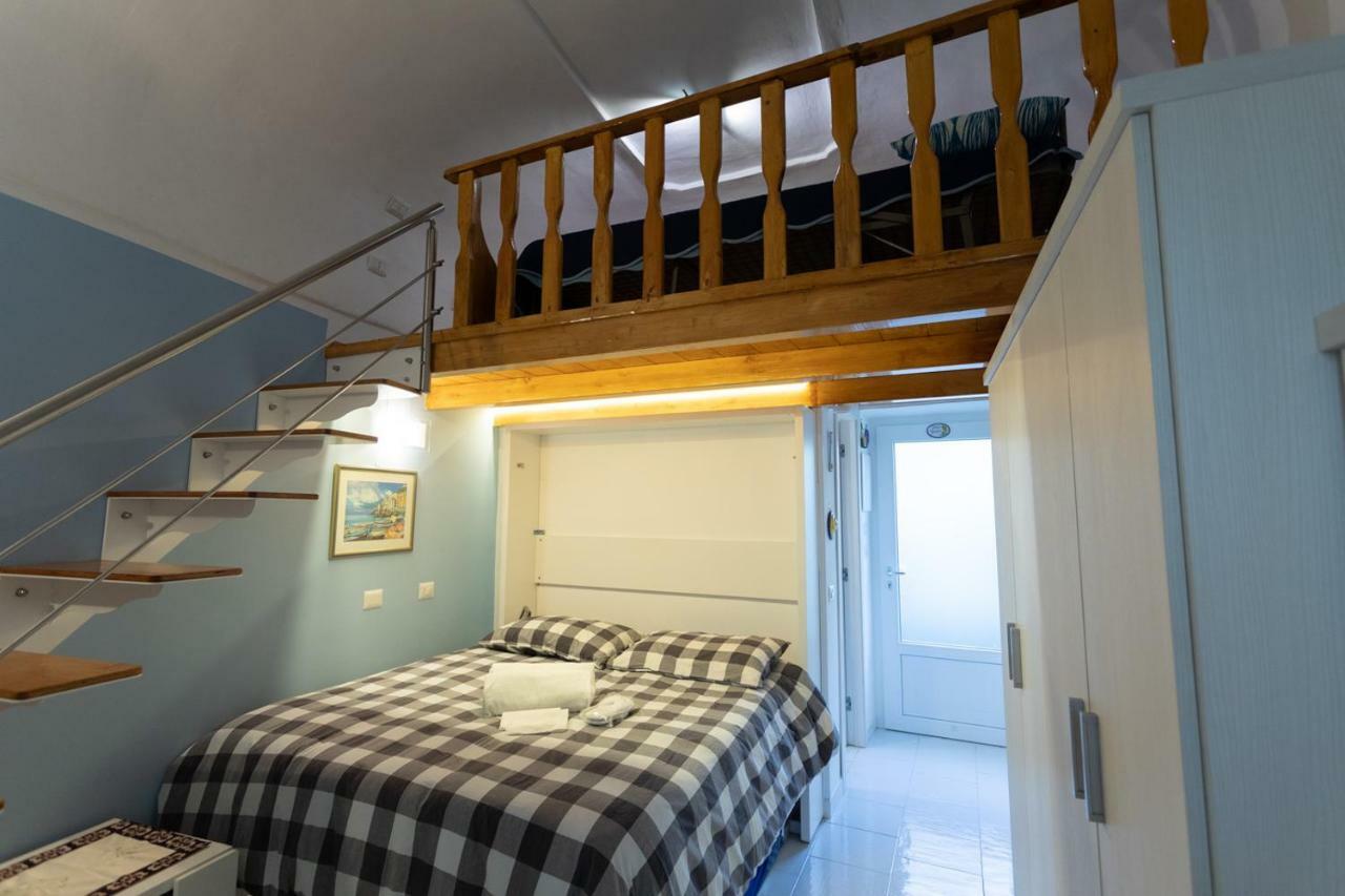 Casa Vacanze Freeholiday House Minori Bagian luar foto
