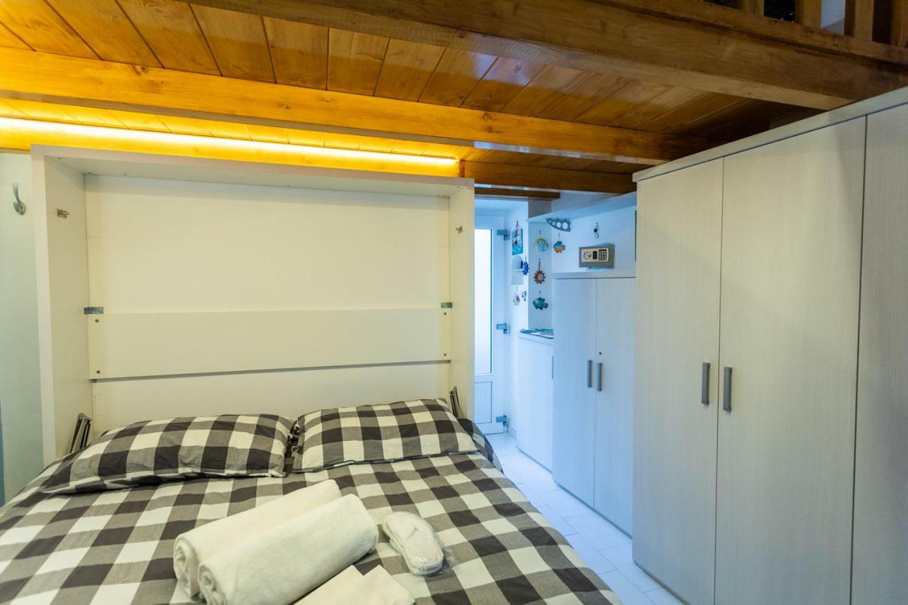 Casa Vacanze Freeholiday House Minori Bagian luar foto