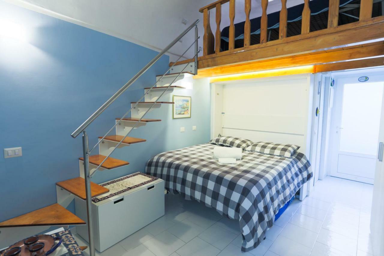 Casa Vacanze Freeholiday House Minori Bagian luar foto