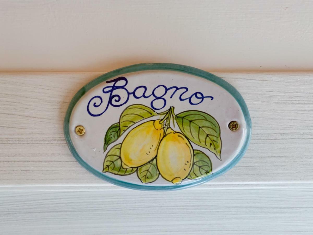 Casa Vacanze Freeholiday House Minori Bagian luar foto